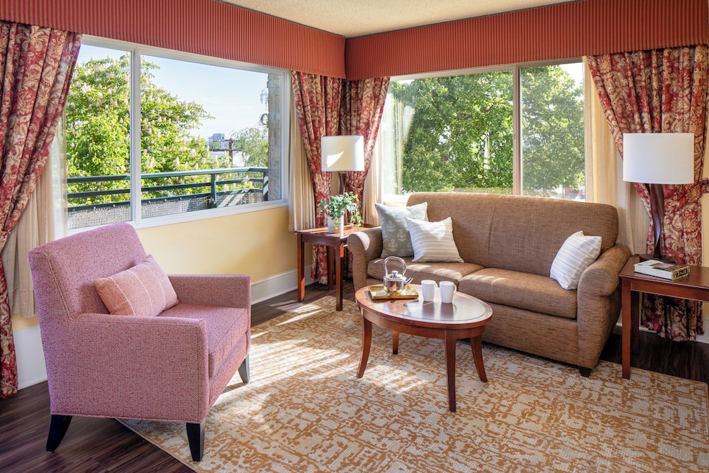 Park Lane Suites and Inn - photo 24