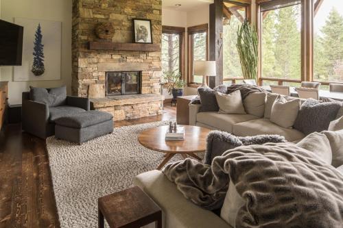 The Falls - last minute hotel in Big Sky