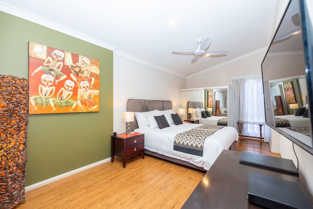 Camelot Boutique Accommodations — Tamborine Mountain — photo 5