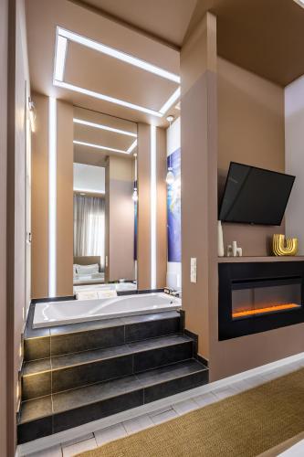 Royal VIP Apartment on Gorodotska 31 — 4-Star Luxury Hotel in Lviv, Ukraine