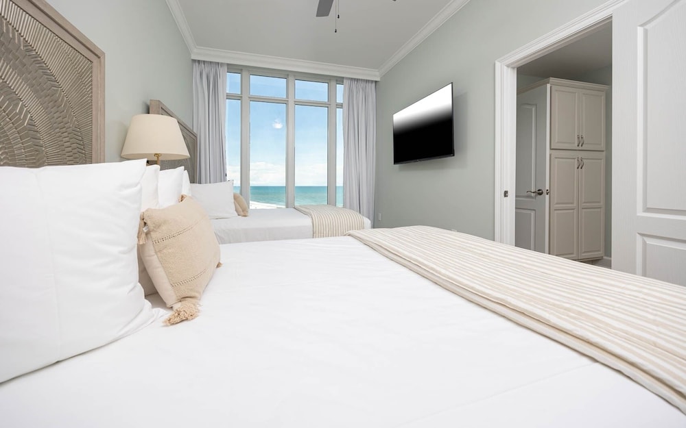 Phoenix Gulf Towers 1008 4 Bedroom Condo - photo 12