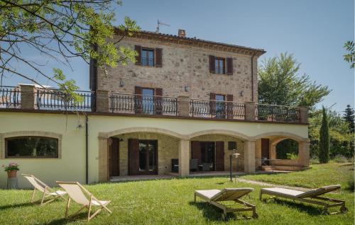 Cozy Apartment In Avigliano Umbro — 4-Star Luxury Hotel in Avigliano, Italy