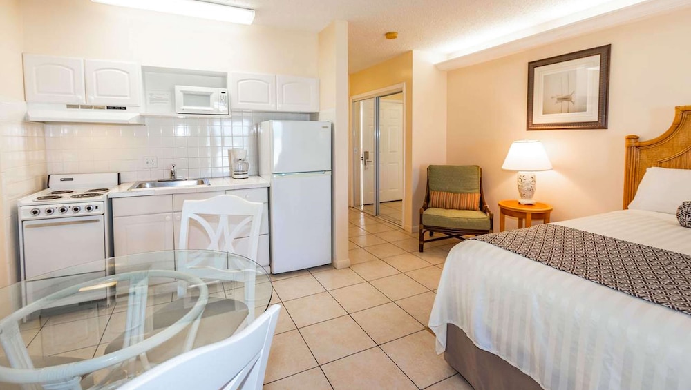 Belleair Beach Resort Motel - photo 30