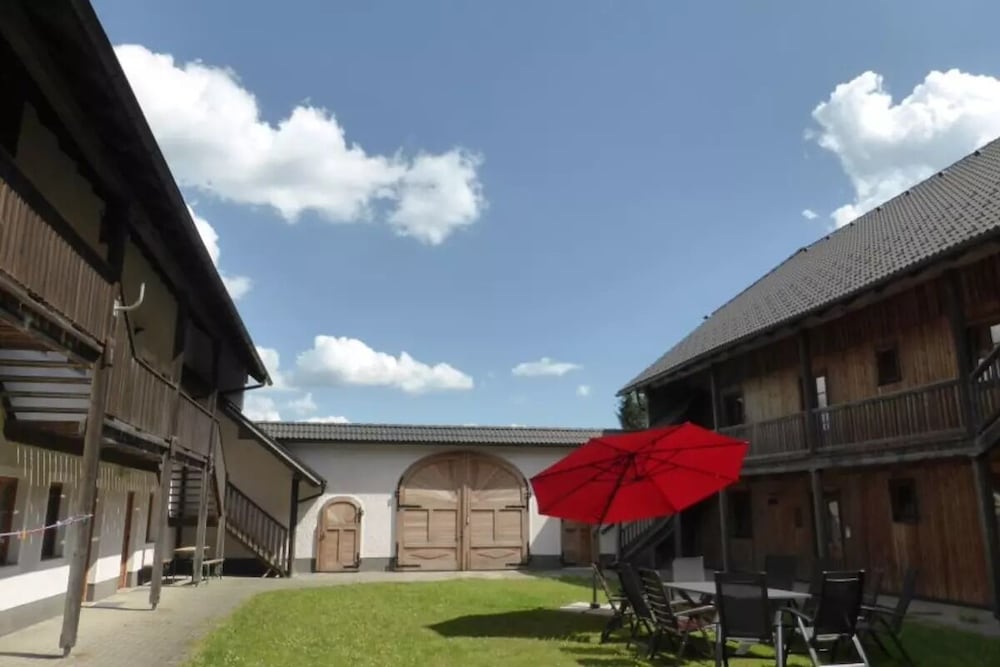 Espi Stables Ferienhof Esterhammer — hotel in Liebenau