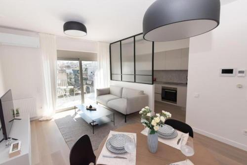 Modern Apartment Close To Athens City Center — 4-Star Luxury Hotel in Athens, Greece