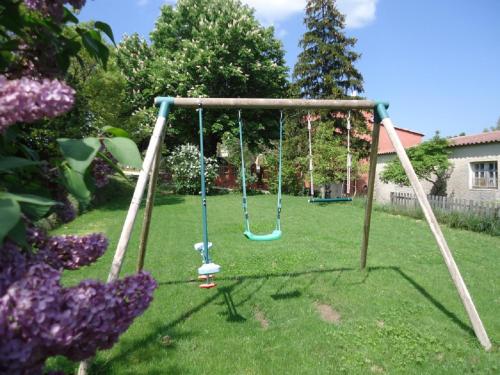Cocon au pied de la sainte baume — hotel in La Roquebrussanne