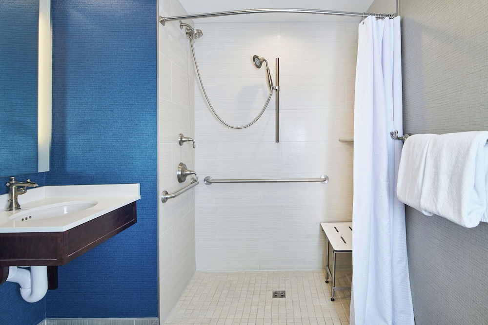 Hotel Alex Johnson Rapid City Curio Collection by Hilton - photo 54