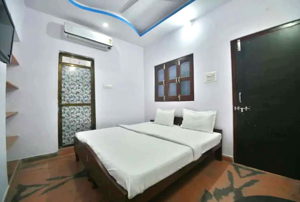 Mgh 112 Bhagyashali Hotel & Guest House in Thane, India