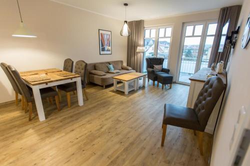 Sunnevelt Apartment 9 — 4-Star Luxury Hotel in Ostseebad Kuehlungsborn, Germany