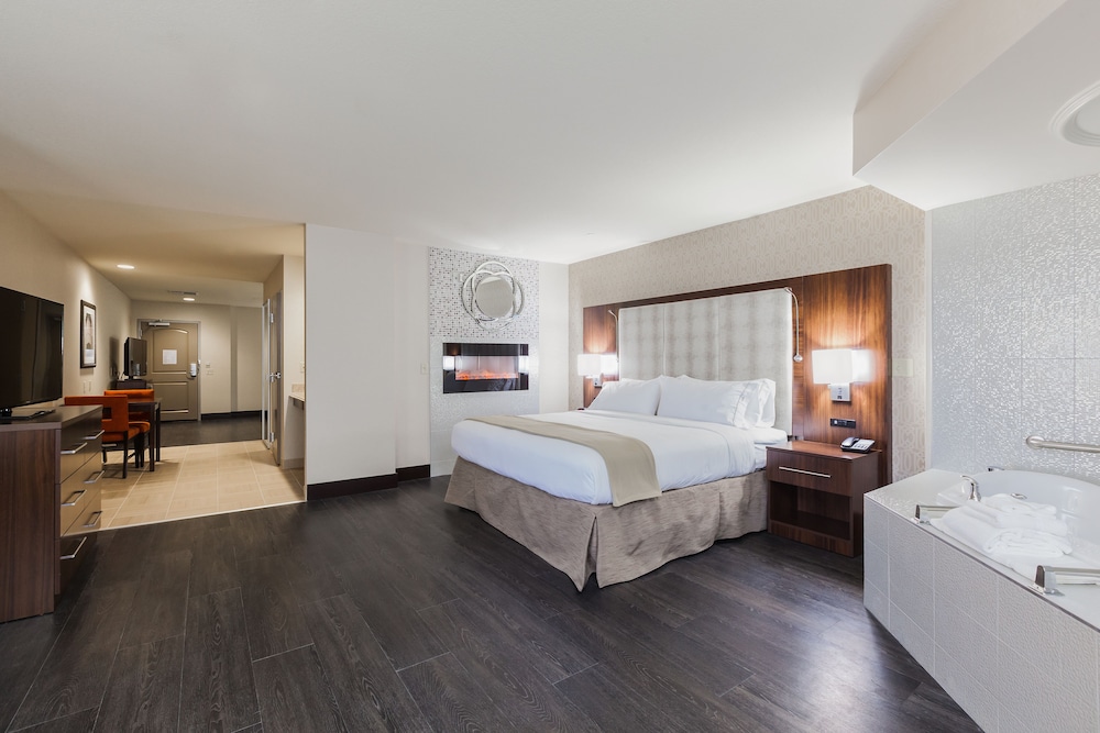 Holiday Inn Express & Suites Eureka by IHG - photo 10