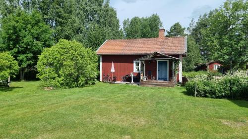 Entire Cabin Mora Selja Cabin In Village Environment For 4 Persons 21681245 — Mora