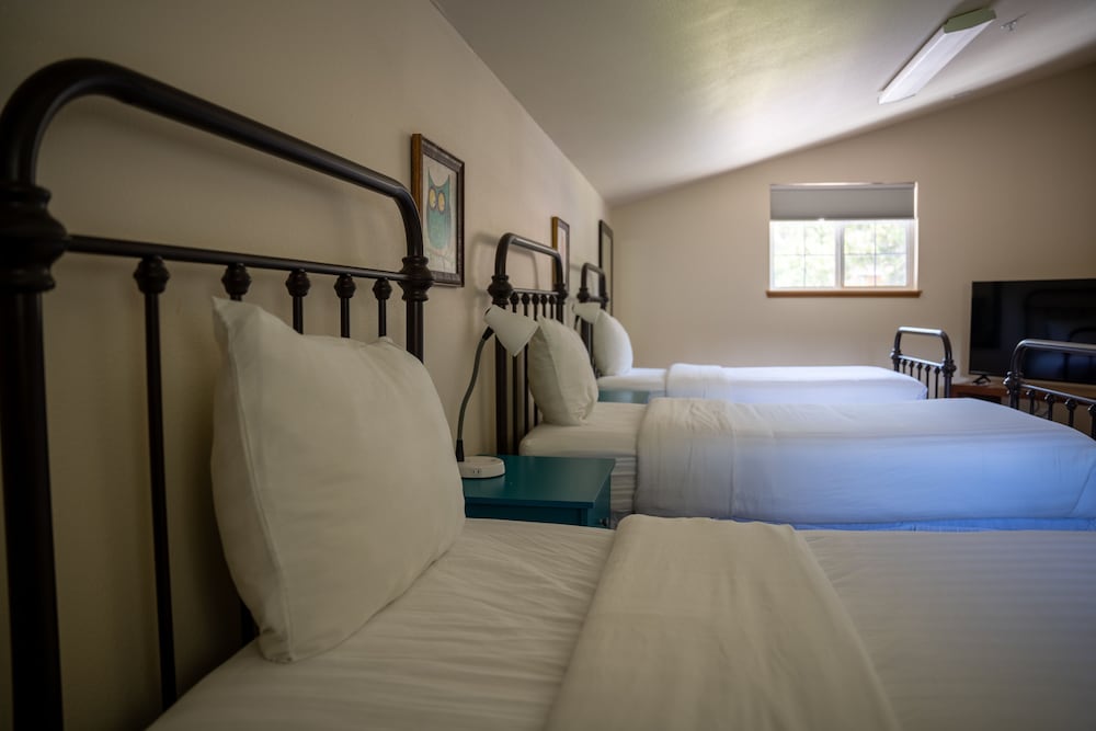 Blue Elk Inn - photo 14