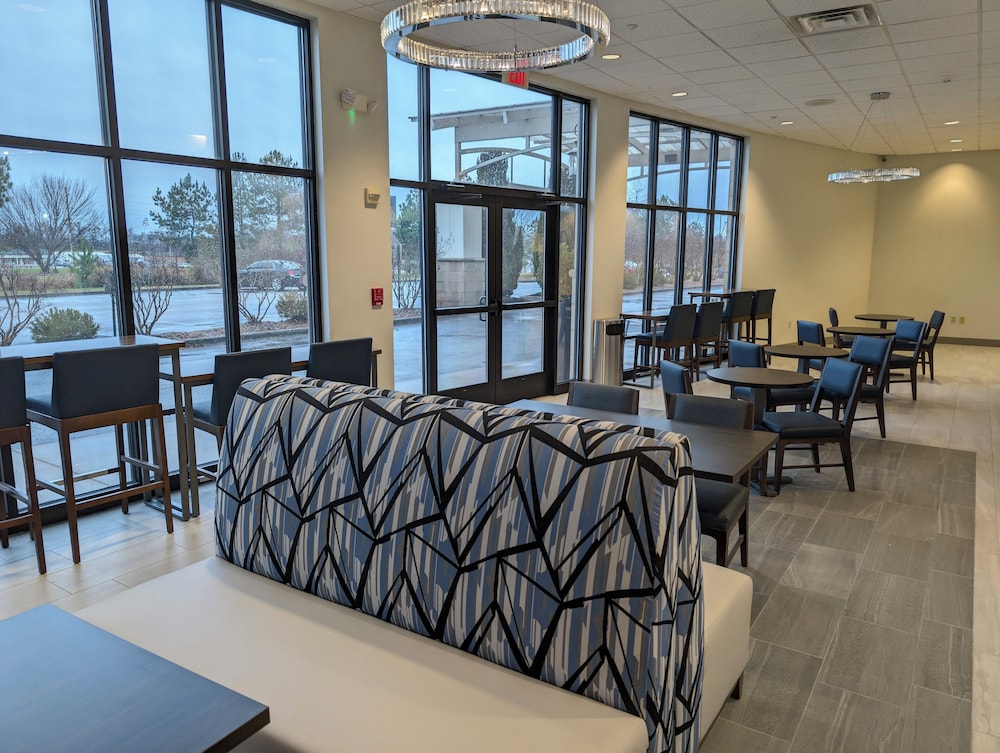 Holiday Inn Express & Suites Carbondale University Area by IHG - photo 23