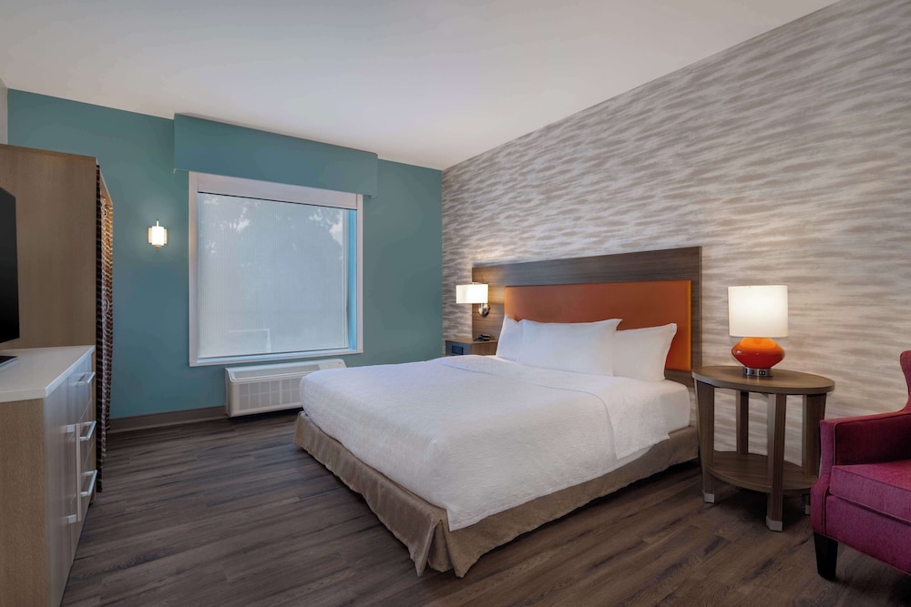 Home2 Suites by Hilton Bristol - photo 9