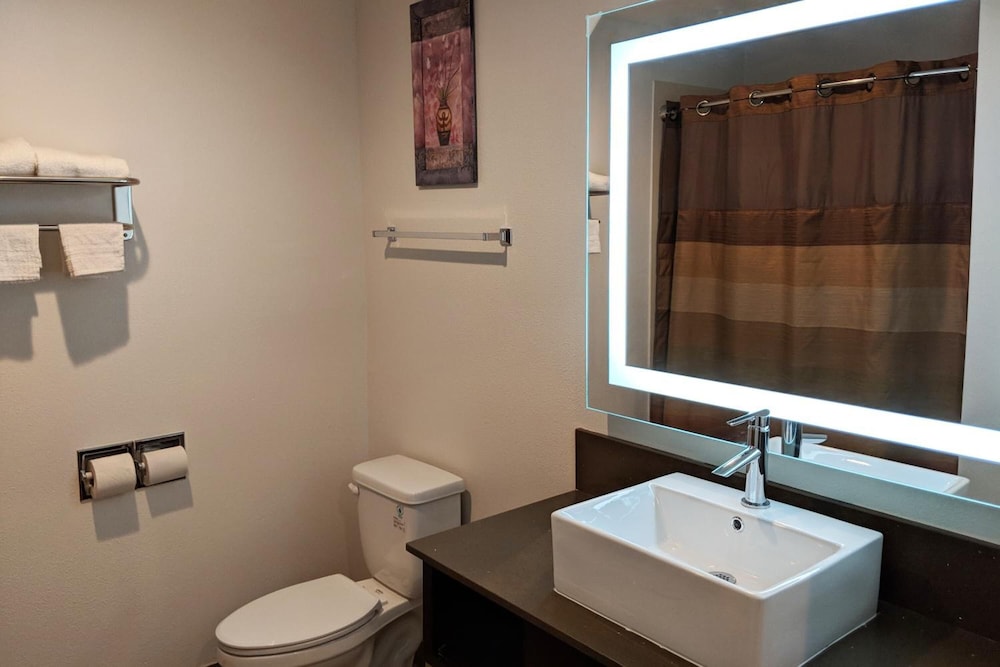 Epic Hotel - photo 22
