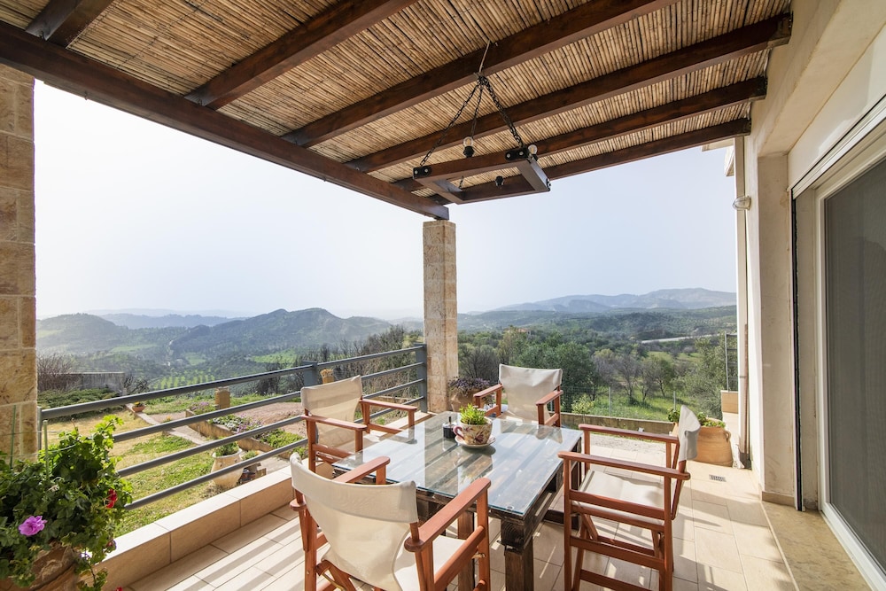 The House Olympia — 4-Star Luxury Hotel in Archaia Olympia, Greece