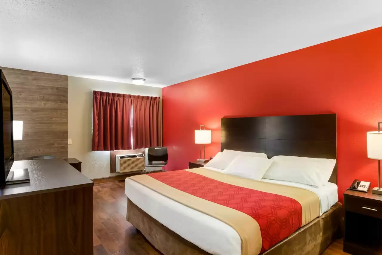 Econo Lodge Laramie WY - photo 6