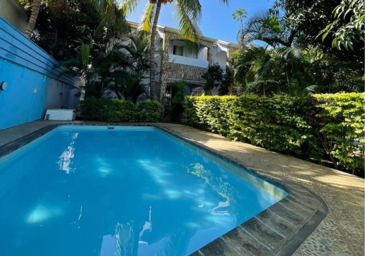 Paloma Villa Villa Moderne et Privée avec 4 chambres à coucher 5 min de la Plage Flic en Flac — 4-Star Luxury Hotel in Flic En Flac, Mauritius