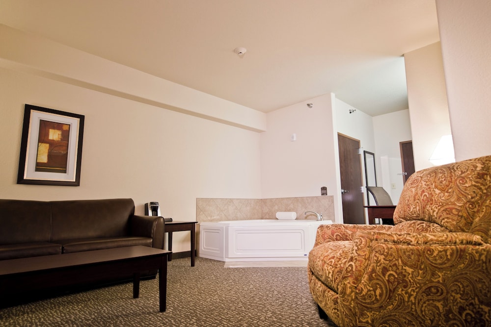 Cobblestone Inn & Suites Manchester - photo 25