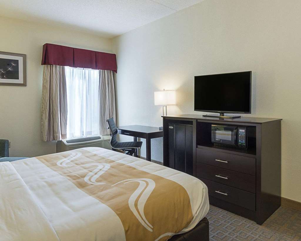 Quality Inn Richmond Airport - photo 19