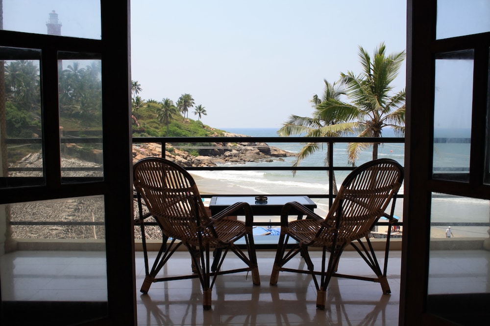 The Ocean Park Beach Resort — hotel in Neyyattinkara