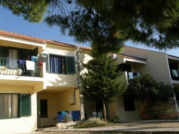 Belvedere Camping & Apartments — 4-Star Luxury Hotel in Trogir, Croatia