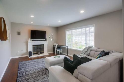 15 Min from Torrey Pines State Beach and Golf in San Diego, United States