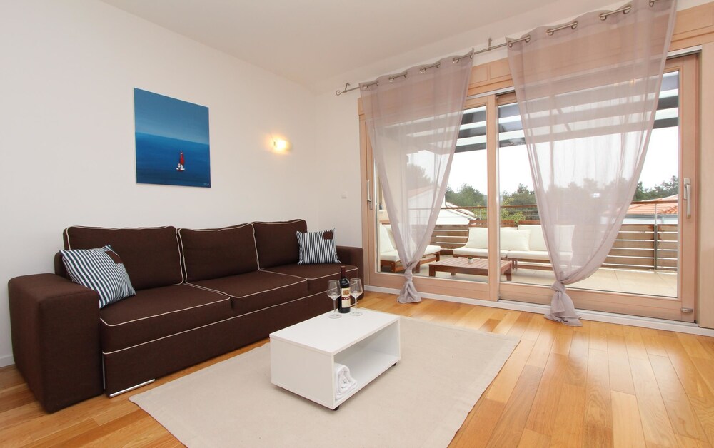 Apartments Makado — 4-Star Luxury Hotel in Rovinj, Croatia
