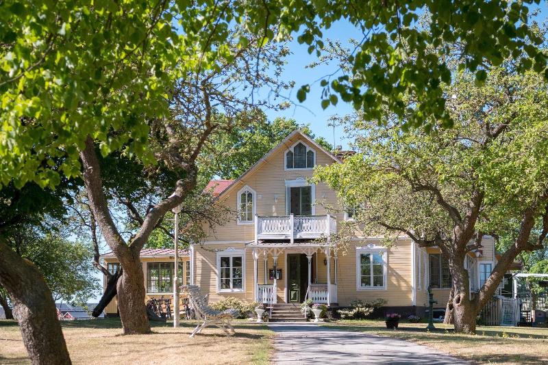 Warfsholm in Klintehamn, Sweden