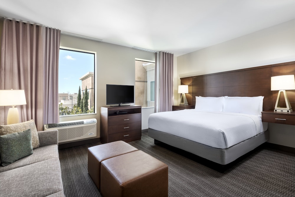 Staybridge Suites Carlsbad by IHG - photo 8
