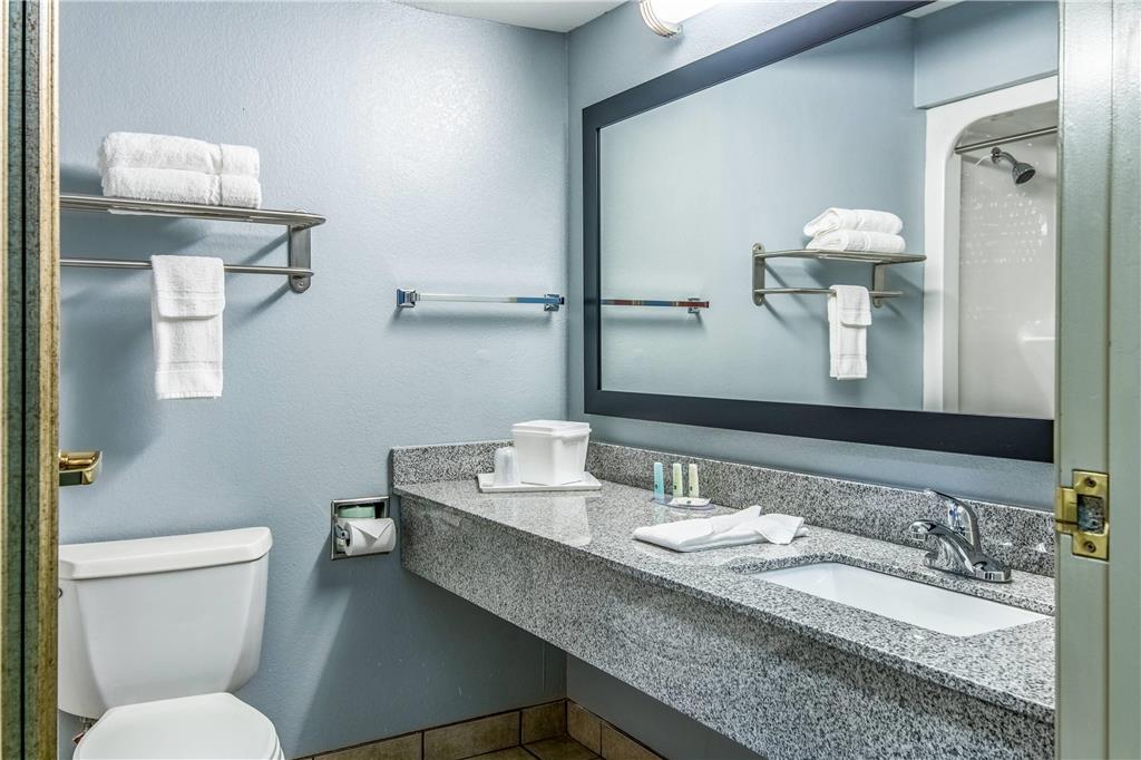 Quality Suites Maumelle Little Rock Northwest - photo 12
