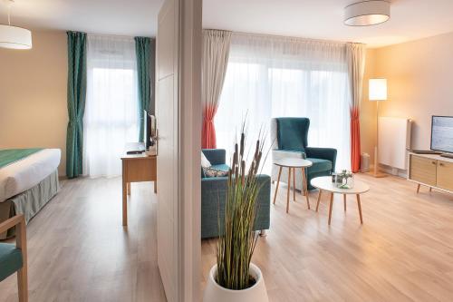 Domitys L'athenee — hotel in Mont-Saint-Aignan