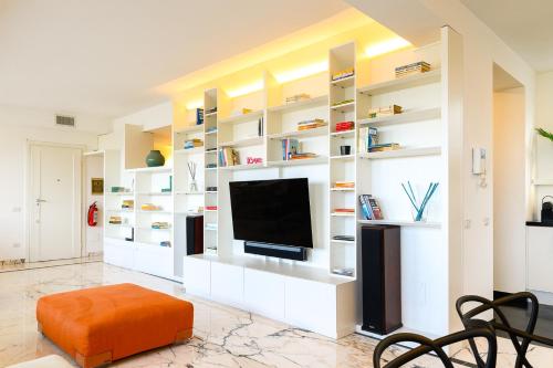 Peaceful Penthouse with Garage by NDP rent — 4-Star Luxury Hotel in Rome, Italy