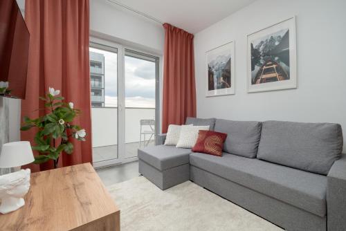 Stylowe Studio z Parkingiem Blisko Łódź Kaliska by Noclegi Renters in Lodz, Poland