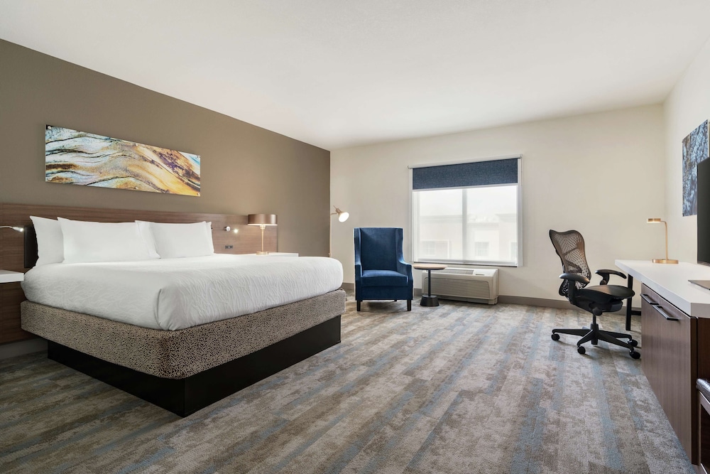 Hilton Garden Inn Charlotte Ayrsley - photo 12