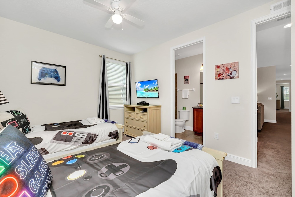 Fun and Stylish Family Villa in Encore Resort - photo 13