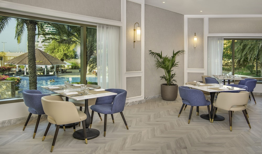 מזון ומשקאות