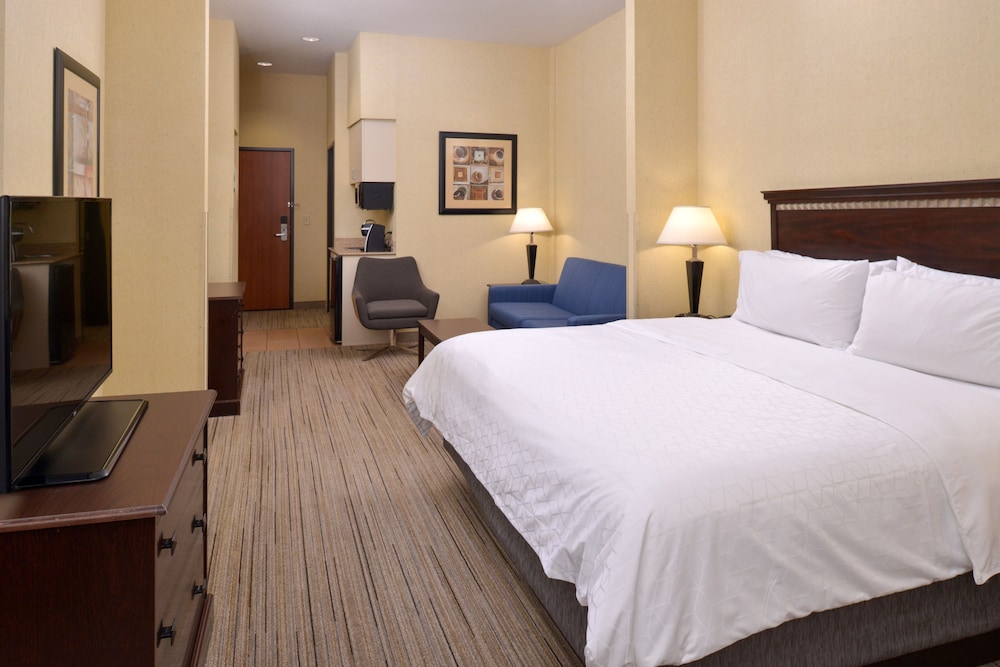 Holiday Inn Express & Suites Nampa Idaho Center by IHG - photo 9
