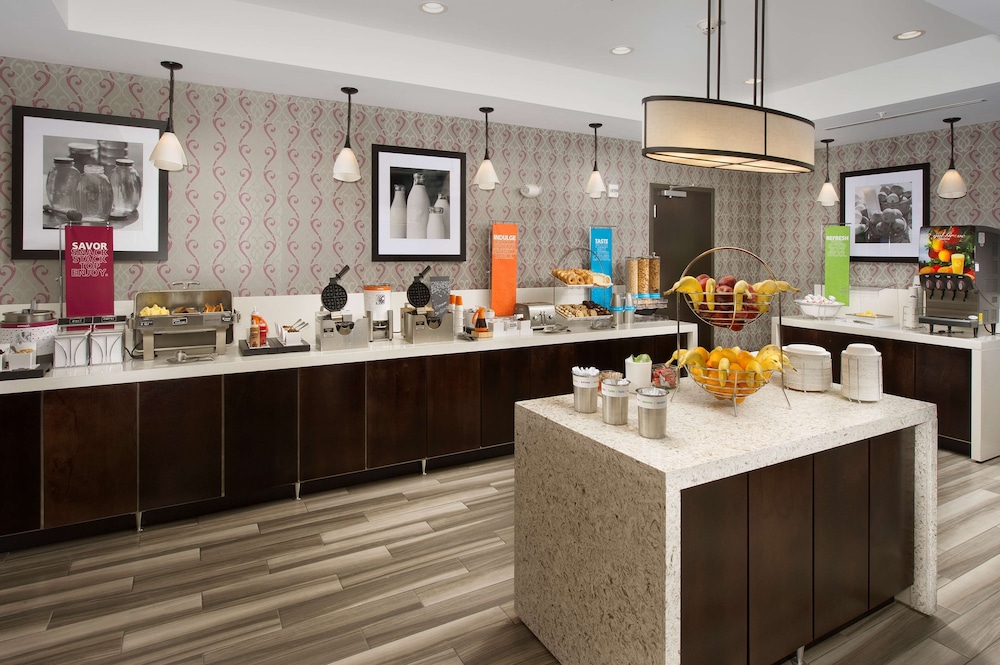 Hampton Inn Louisville East Hurstbourne - photo 20