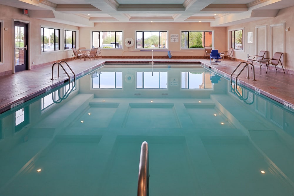 Holiday Inn Express Hotel & Suites Kingman by IHG - photo 24
