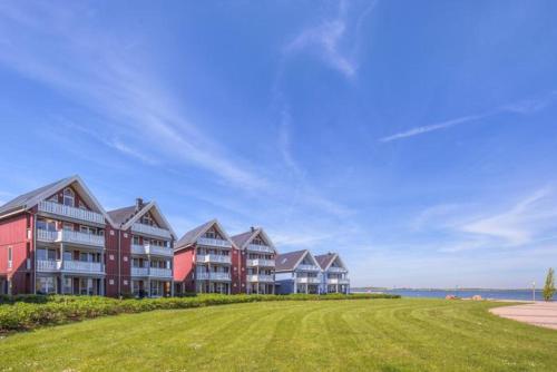 Mitteldeck 413 — 4-Star Luxury Hotel in Rechlin, Germany