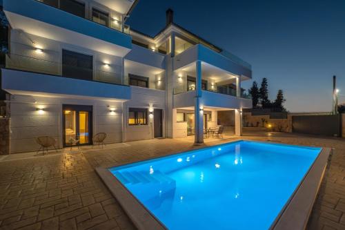 Serenitas in Kalamos, Greece