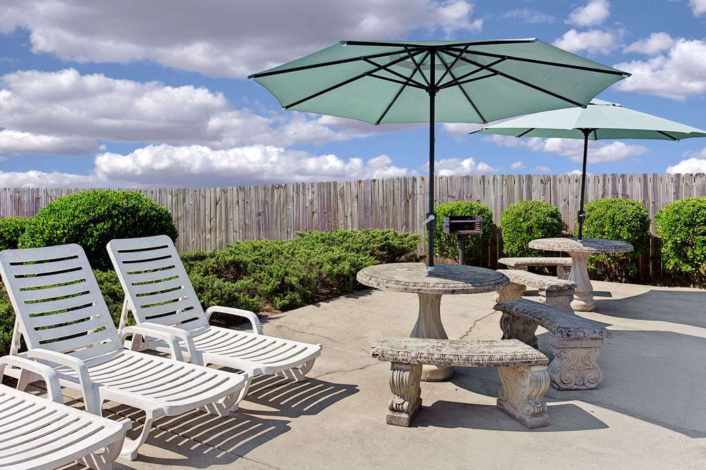 Baymont by Wyndham Sanford - photo 5