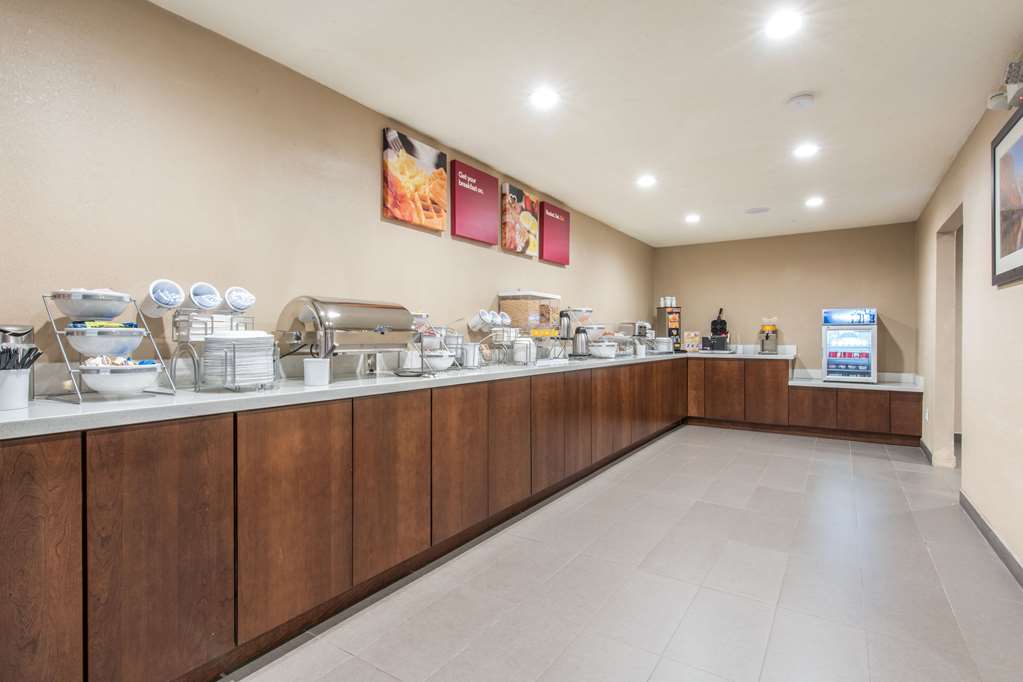 Comfort Inn & Suites Pinetop Show Low - photo 30
