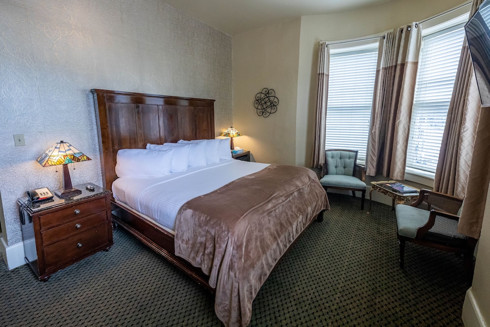 Basin Park Hotel and Spa - photo 16