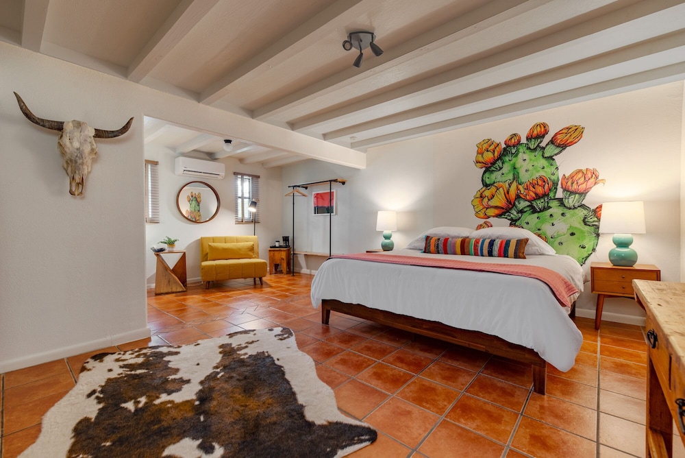 Pecos Trail Inn - photo 4