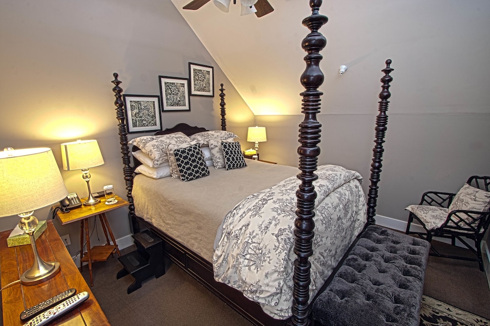 Phineas Swann Inn & Spa - photo 114