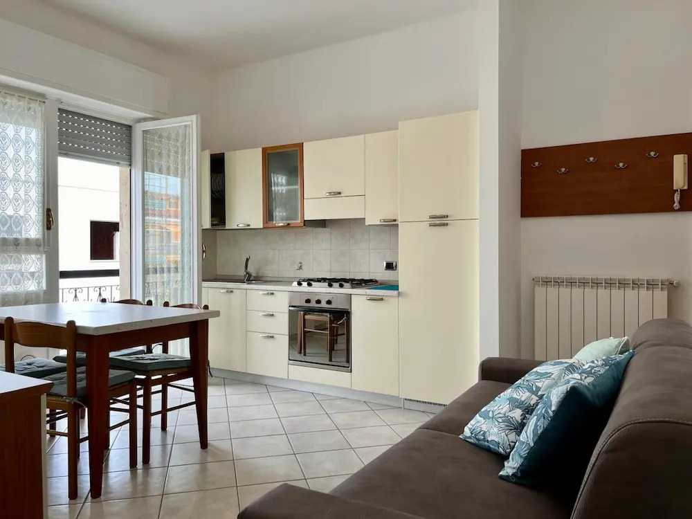 Appartamento sul Lungomare by Tempovacanza — 4-Star Luxury Hotel in Andora, Italy