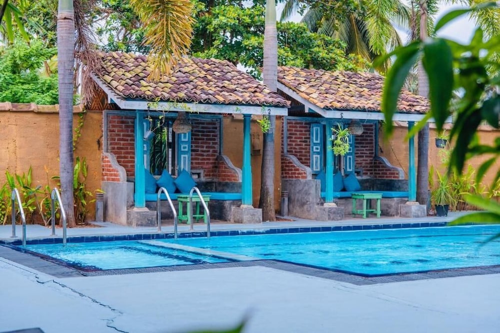 Hotel Vibration in Hikkaduwa, Sri Lanka