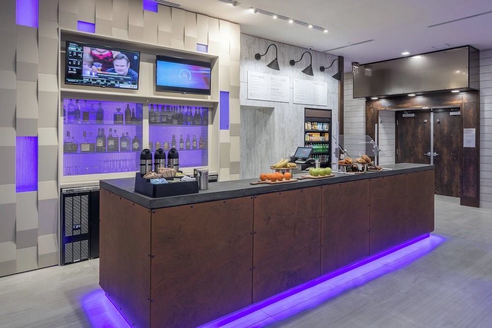 Courtyard by Marriott Houston Heights I 10 - photo 31